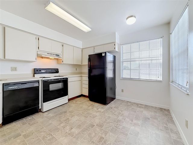 6810 STONES THROW CIRCLE N 13302, St Petersburg, FL 33710
