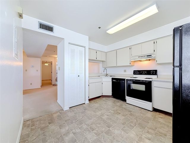 6810 STONES THROW CIRCLE N 13302, St Petersburg, FL 33710