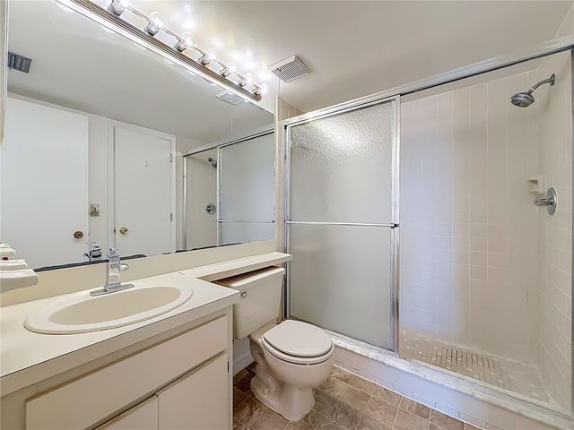 6810 STONES THROW CIRCLE N 13302, St Petersburg, FL 33710