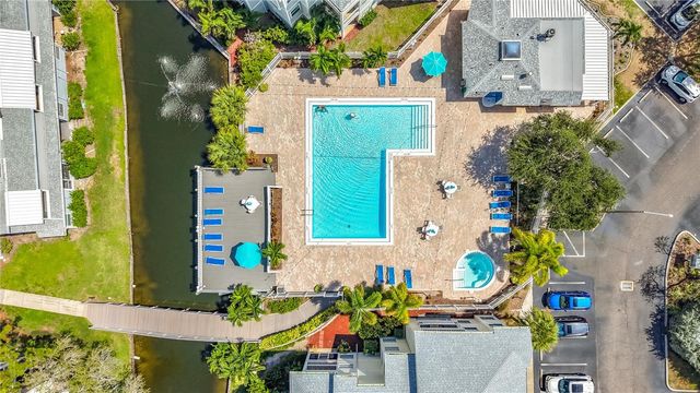 6810 STONES THROW CIRCLE N 13302, St Petersburg, FL 33710