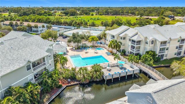 6810 STONES THROW CIRCLE N 13302, St Petersburg, FL 33710