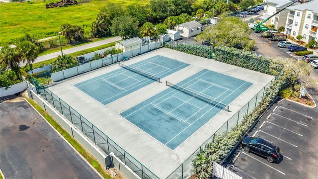 6810 STONES THROW CIRCLE N 13302, St Petersburg, FL 33710
