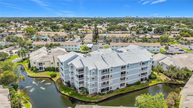 6810 STONES THROW CIRCLE N 13302, St Petersburg, FL 33710