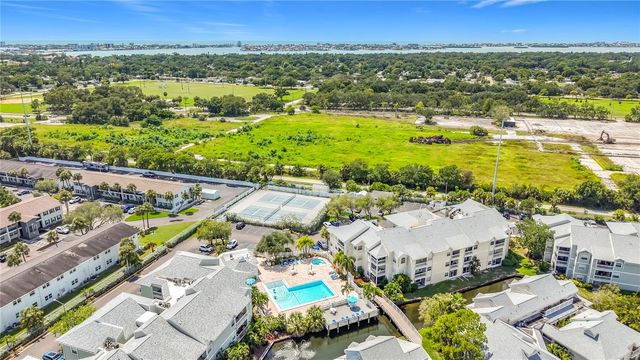 6810 STONES THROW CIRCLE N 13302, St Petersburg, FL 33710