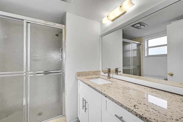 2780 N Pine Island Road 312, Sunrise, FL 33322