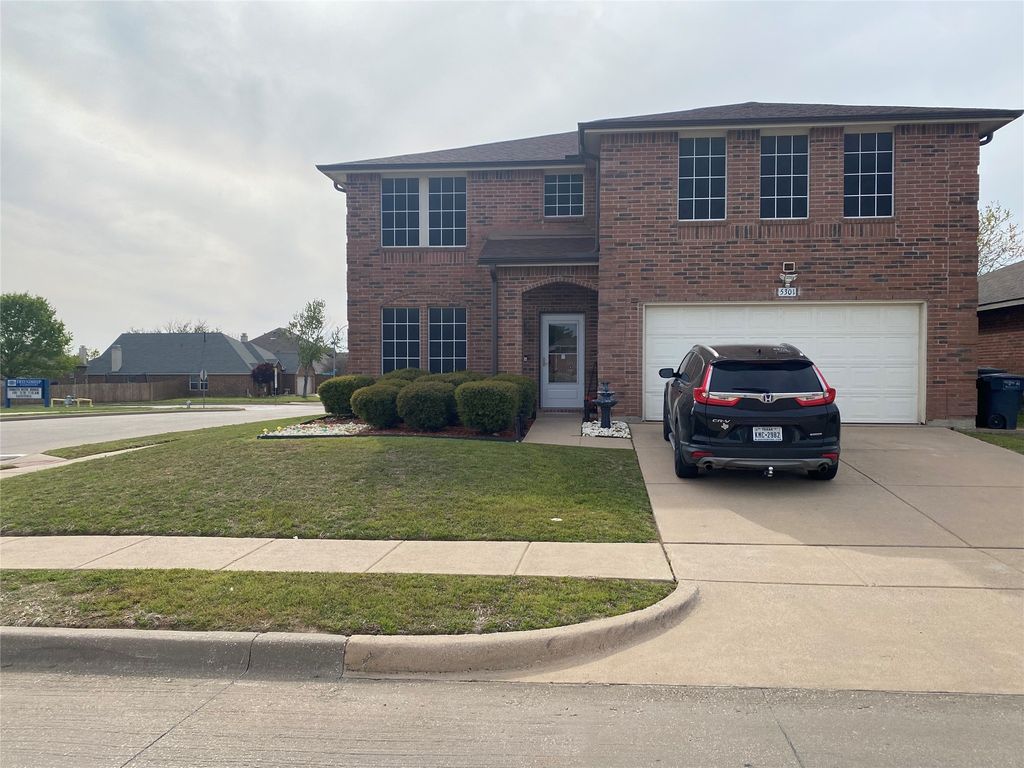 5301 Temecula Road, Fort Worth, TX 76244