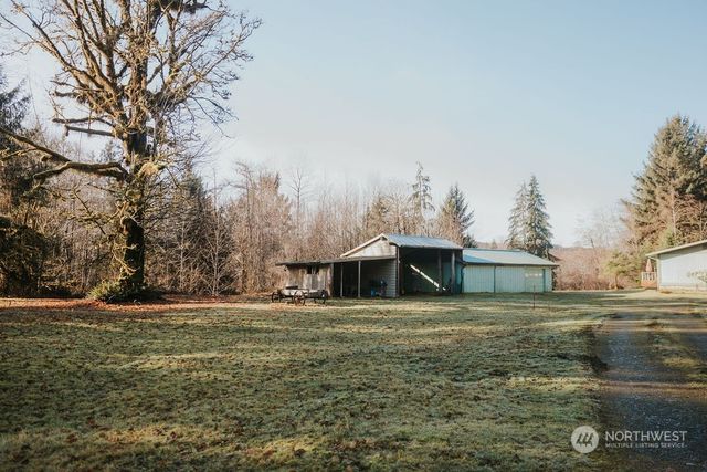 3142 Undie Road, Forks, WA 98331