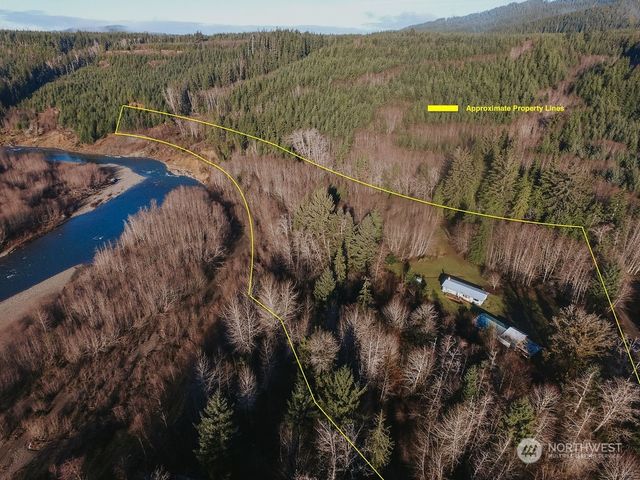 3142 Undie Road, Forks, WA 98331