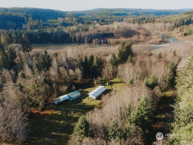 3142 Undie Road, Forks, WA 98331