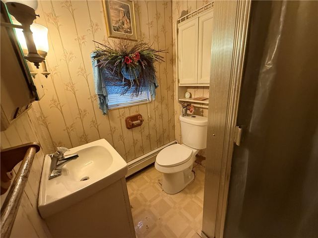 727 Thompson Str, Turtle Creek, PA 15145