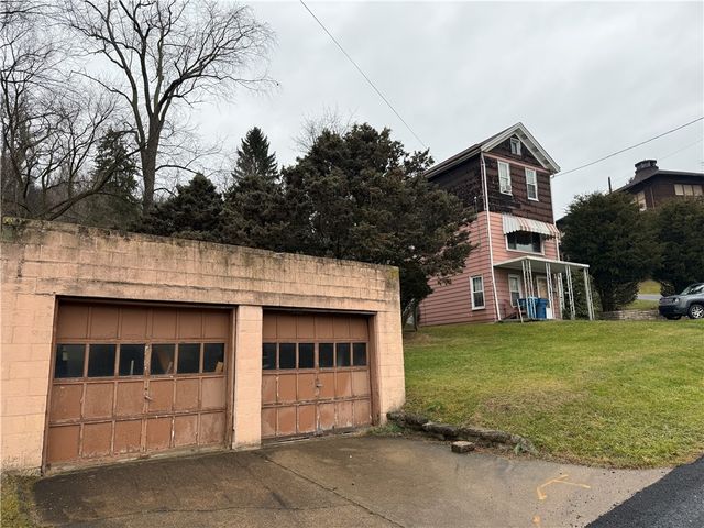 727 Thompson Str, Turtle Creek, PA 15145