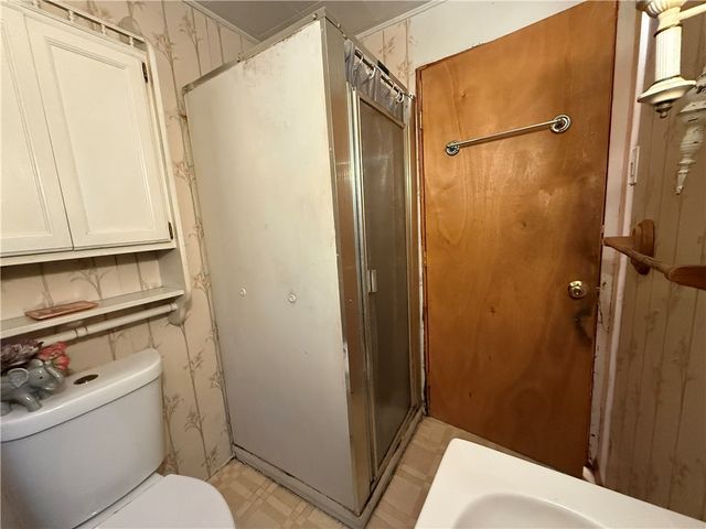 727 Thompson Str, Turtle Creek, PA 15145