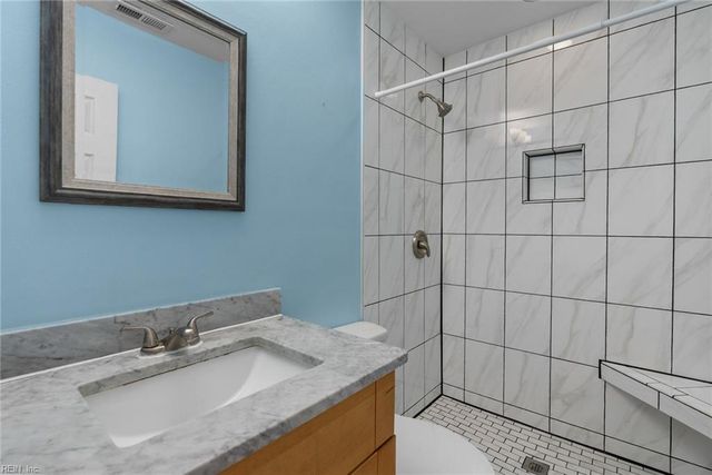 3817R Clearwood CT, Virginia Beach, VA 23453