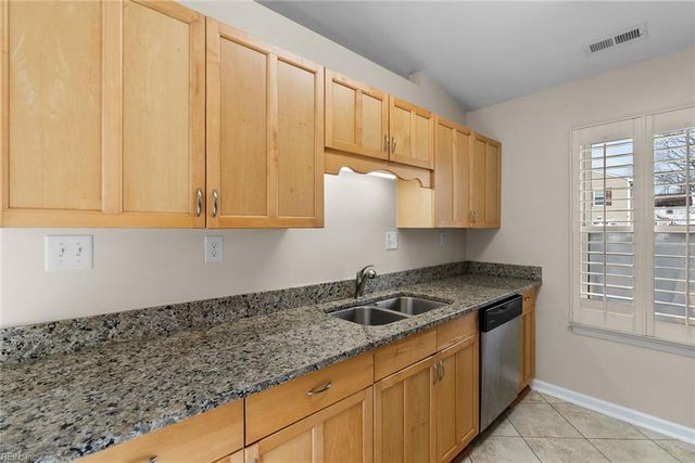 3817R Clearwood CT, Virginia Beach, VA 23453