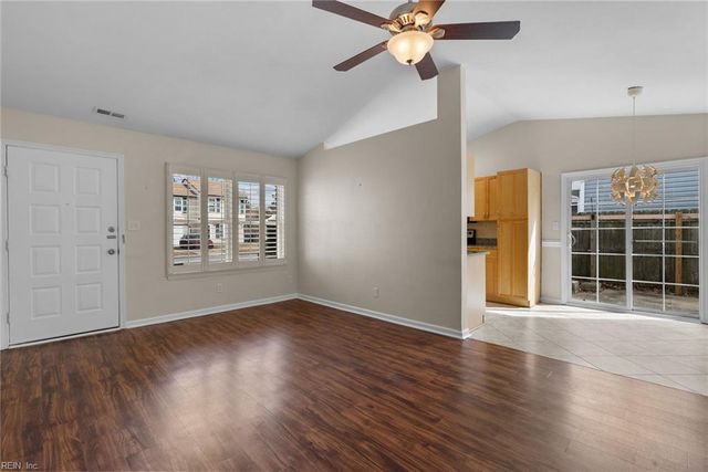 3817R Clearwood CT, Virginia Beach, VA 23453