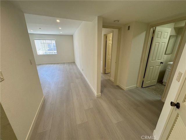 2616 Canada 102, Glendale, CA 91208