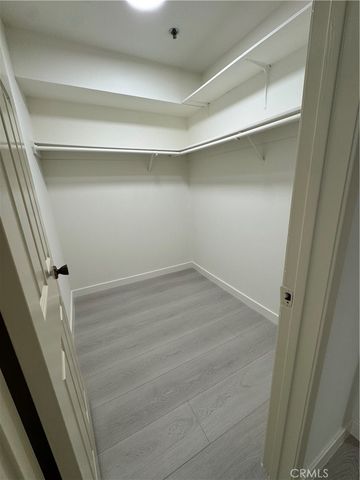 2616 Canada 102, Glendale, CA 91208