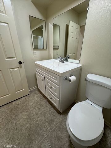 2616 Canada 102, Glendale, CA 91208