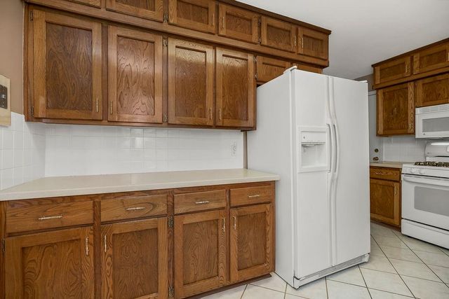 5414 W 72nd Terrace, Prairie Village, KS 66208