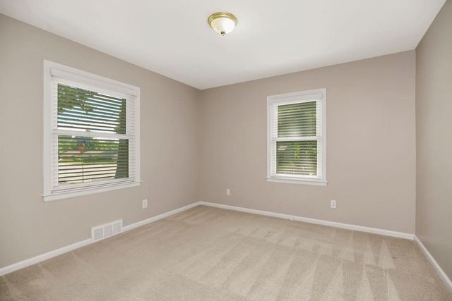 5414 W 72nd Terrace, Prairie Village, KS 66208
