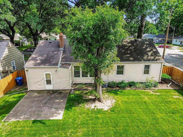5414 W 72nd Terrace, Prairie Village, KS 66208
