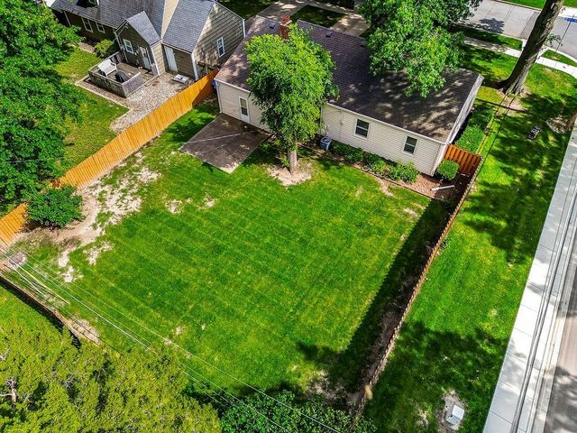5414 W 72nd Terrace, Prairie Village, KS 66208