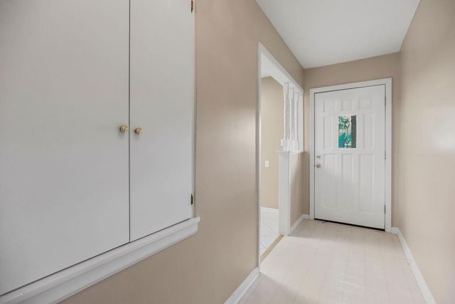 5414 W 72nd Terrace, Prairie Village, KS 66208