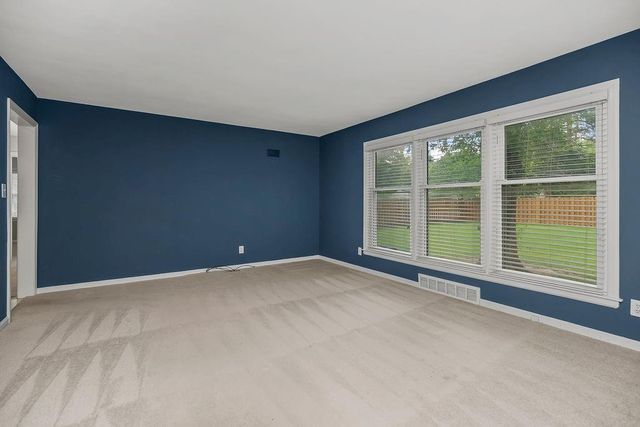 5414 W 72nd Terrace, Prairie Village, KS 66208