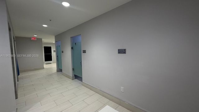 6180 Kings Gate Cir, Delray Beach, FL 33484