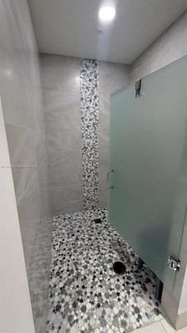 6180 Kings Gate Cir, Delray Beach, FL 33484