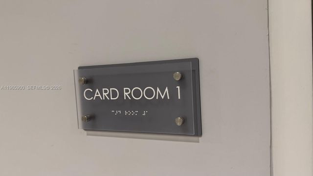 6180 Kings Gate Cir, Delray Beach, FL 33484