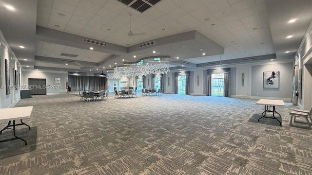 6180 Kings Gate Cir, Delray Beach, FL 33484