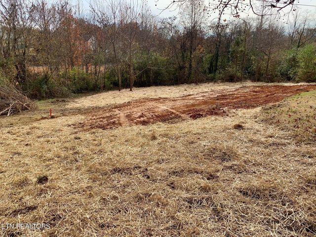 3014 Montvale Rd, Maryville, TN 37803