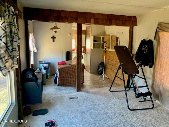 3014 Montvale Rd, Maryville, TN 37803