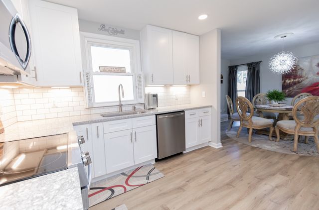 2604 Hickory Dr, Springfield, TN 37172