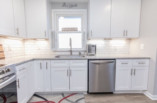 2604 Hickory Dr, Springfield, TN 37172