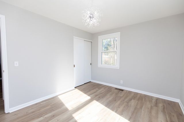 2604 Hickory Dr, Springfield, TN 37172