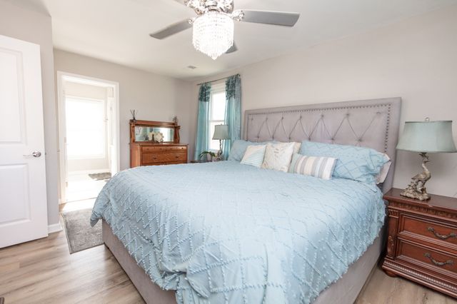 2604 Hickory Dr, Springfield, TN 37172