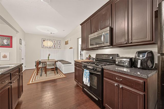 3710 Mcgowen Street, Houston, TX 77004