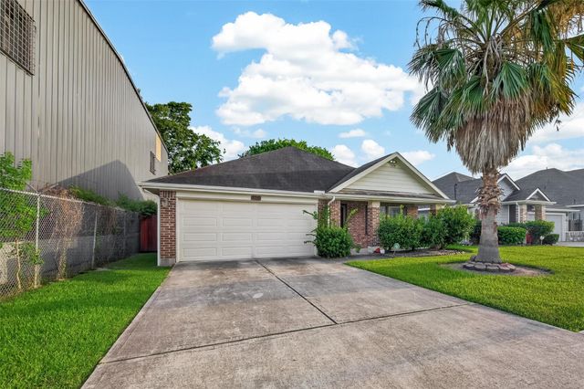 3710 Mcgowen Street, Houston, TX 77004