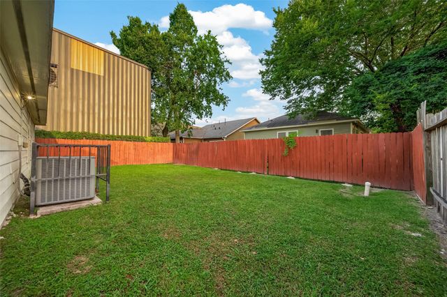 3710 Mcgowen Street, Houston, TX 77004