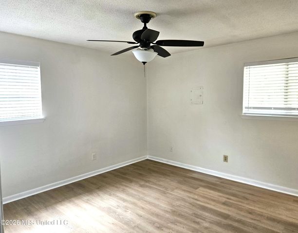 4205 Yosemite Drive, Ocean Springs, MS 39564