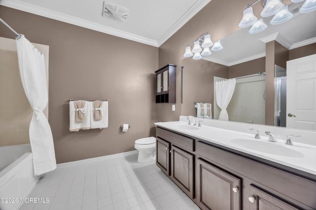 540 Cranbury Road 219, East Brunswick, NJ 08816