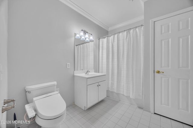 540 Cranbury Road 219, East Brunswick, NJ 08816