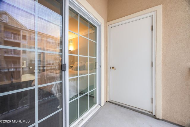 540 Cranbury Road 219, East Brunswick, NJ 08816