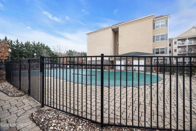 540 Cranbury Road 219, East Brunswick, NJ 08816