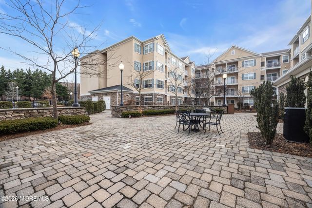 540 Cranbury Road 219, East Brunswick, NJ 08816