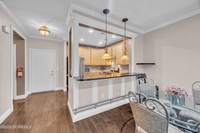 540 Cranbury Road 219, East Brunswick, NJ 08816