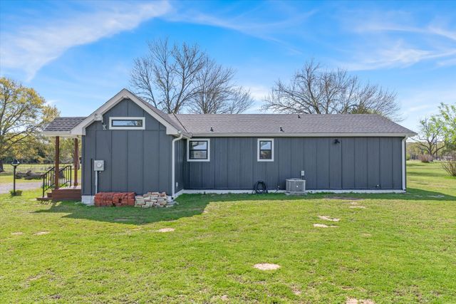 2610 Vz County Road 3105, Edgewood, TX 75117