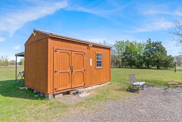 2610 Vz County Road 3105, Edgewood, TX 75117